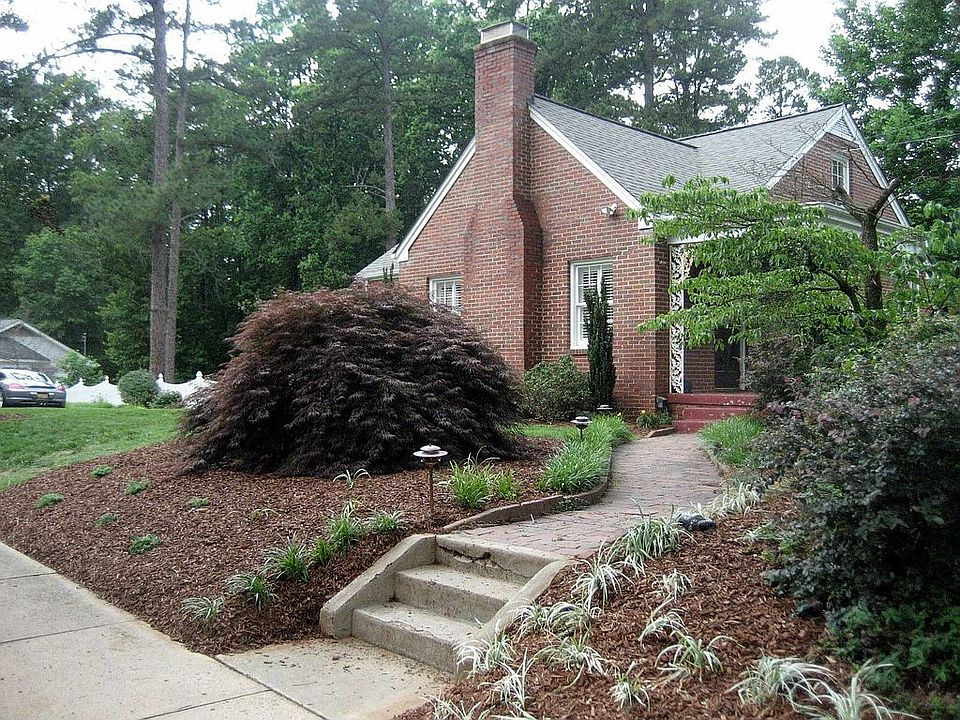 2nd image of 301 Furches St