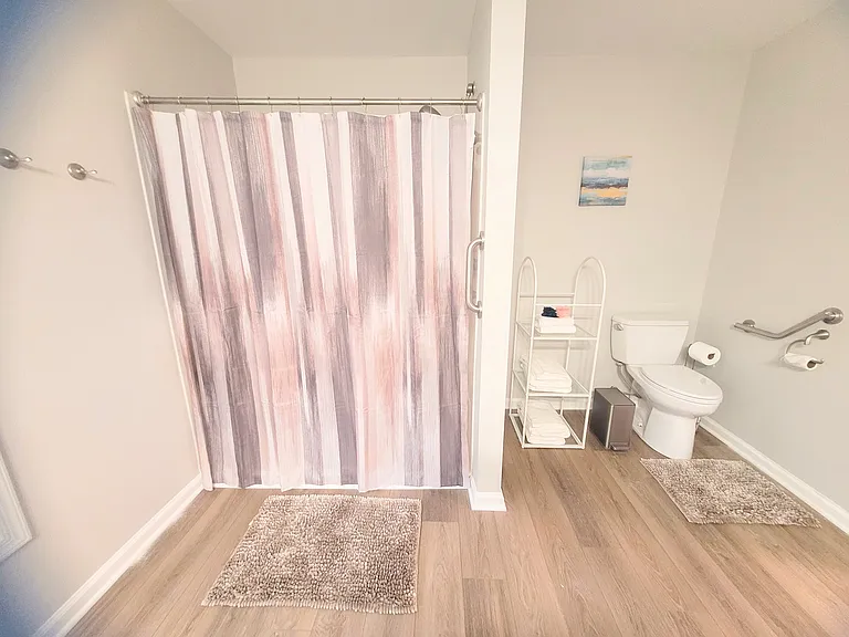 34 Shenandoah Dr — Photo 16