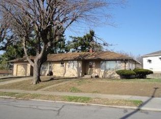 1915 Agency Rd, Saint Joseph, MO 64507