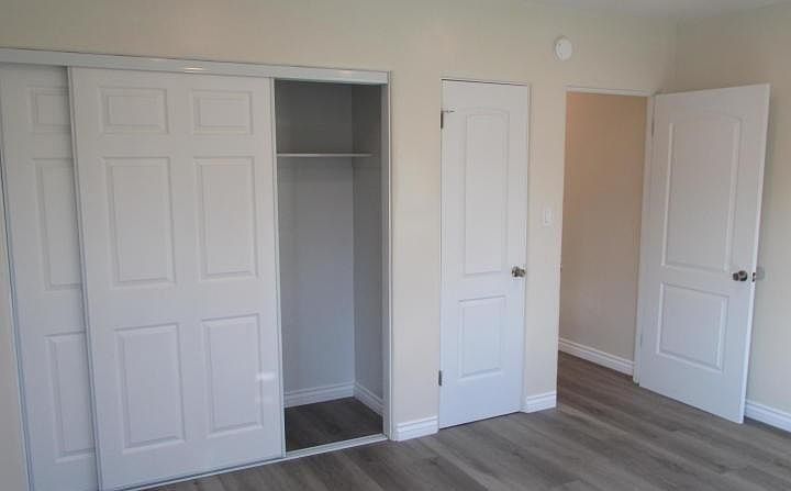 2nd image of 2305 W Cuthbert Ave