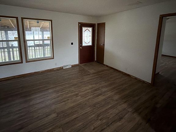 5th image of 7505 N 1200th Rd W