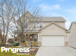 12426 Schoolhouse Rd, Fishers, IN 46037