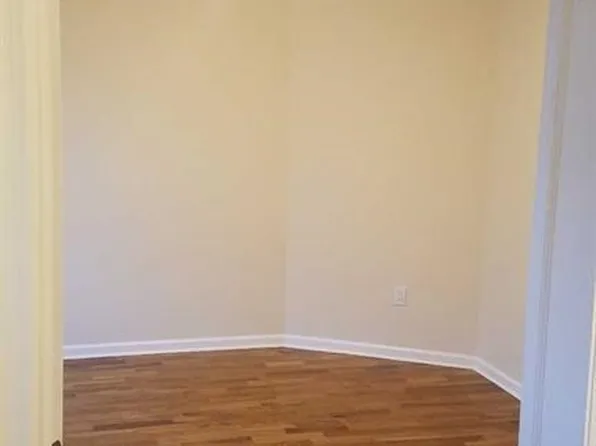 1208 67th Street image 13 of 17