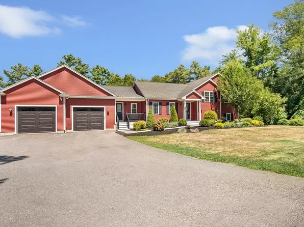 135 County St, Lakeville, MA 02347