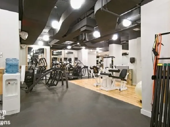 245 West 99th Street 26B image 21 of 21