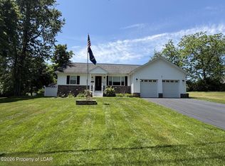 163 Davenport St, Dallas, PA 18612