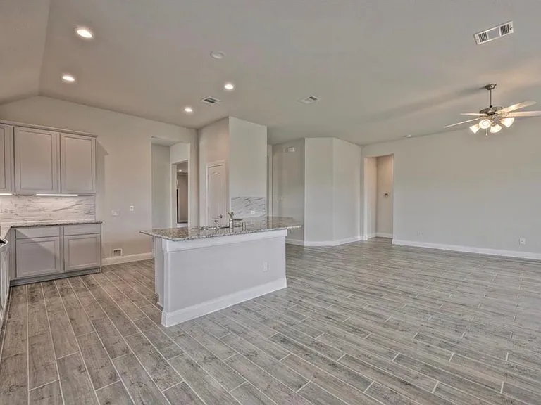 11727 Champions Forest Dr — Photo 6