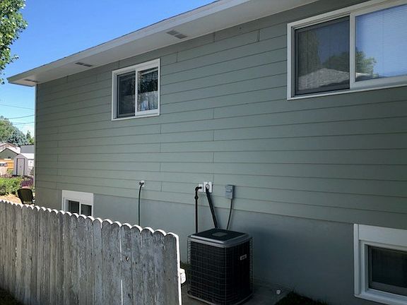 3rd image of 408 5th Ave N