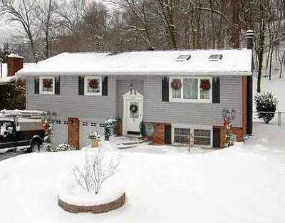 680 Carnival Dr photo 1
