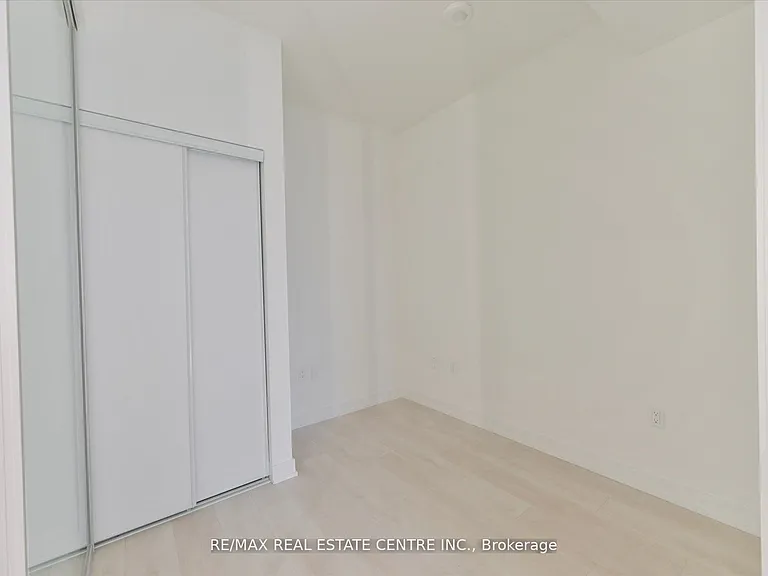 117 Broadway Ave #1406 — Photo 17