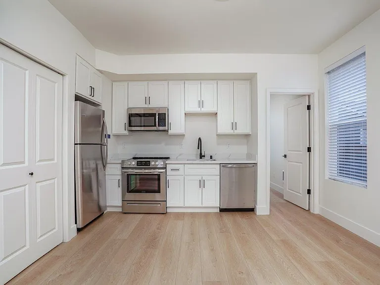 1 & 2 bedroom, New Construction, Just off 6th Ave in Tacoma! — Photo 8