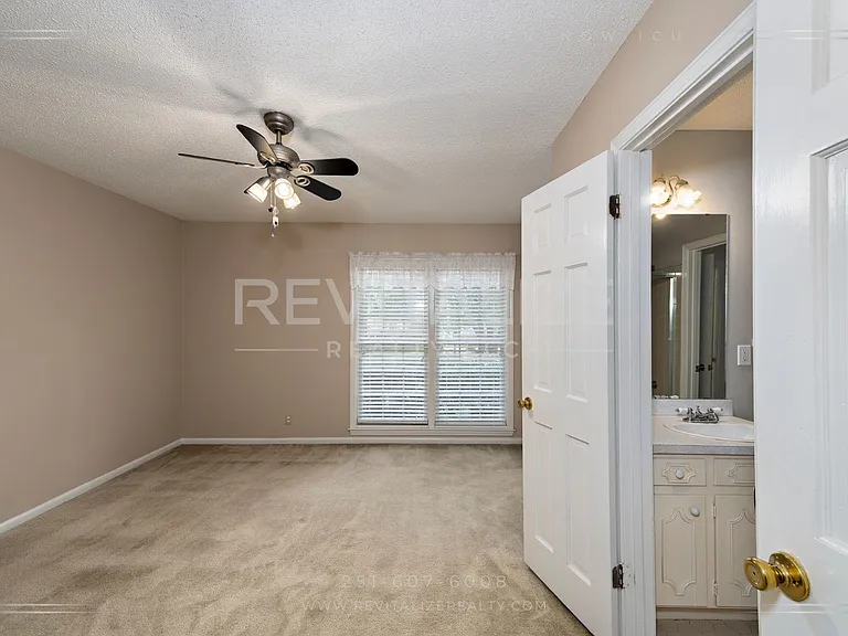 962 Lansdale Ct — Photo 42
