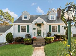 100 Varnum Ave, Pawtucket, RI 02860