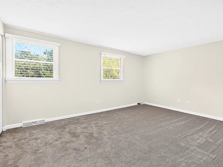307 Lancers Way — Photo 21