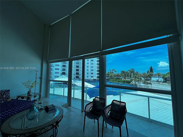 5445 Collins Ave #L3 — Photo 4