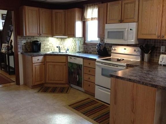 3rd image of 1606 Sibley Ct