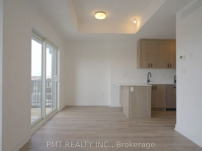 25 Palace St #R27 — Photo 6
