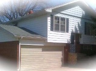 520 Forest Ave, Aurora, IL 60505