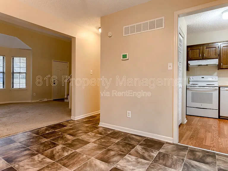 164 SW Robin Rd — Photo 10