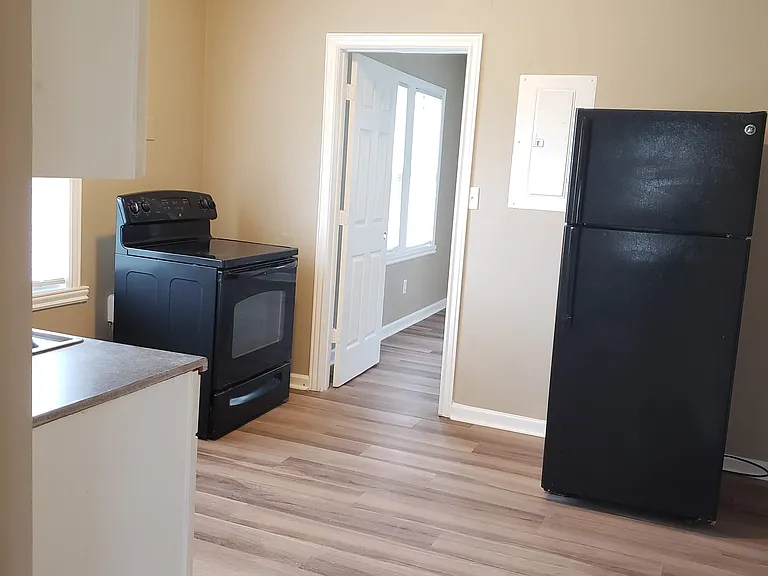 3602 E Fall Creek Parkway North Dr — Photo 3