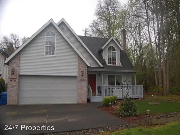 16705 SE Kingsridge Ct, Milwaukie, OR 97267