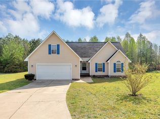 177 Valley Ct, Raeford, NC 28376