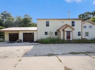 19415 N Airport Rd, Three Rivers, MI 49093