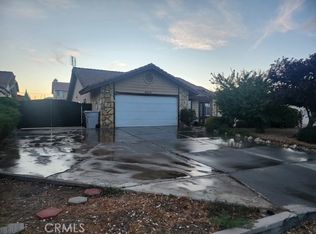 8558 Valley View Dr, Hesperia, CA 92344