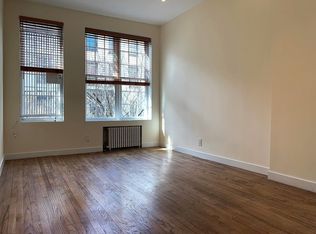 214 E 11th St APT 2D, New York, NY 10003