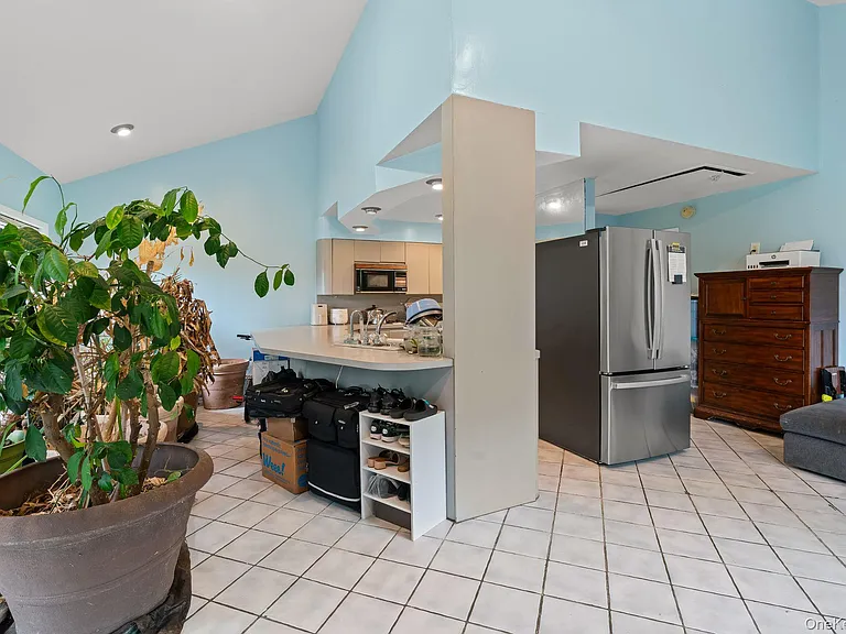13 Whitney Cir — Photo 32