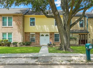 7910 Grow Ln, Houston, TX 77040