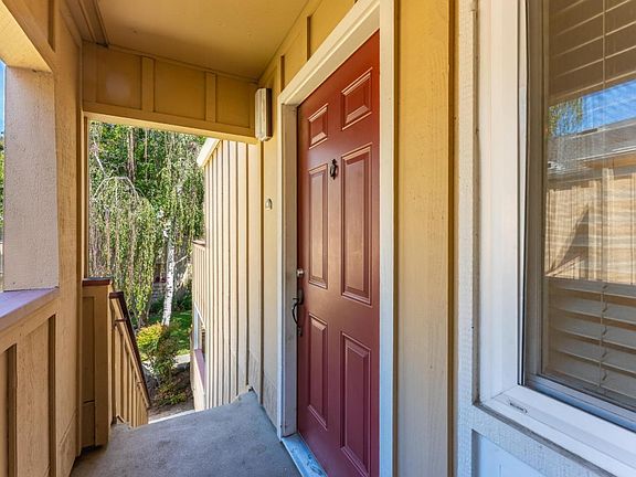 2nd image of 15 Monte Verano Ct