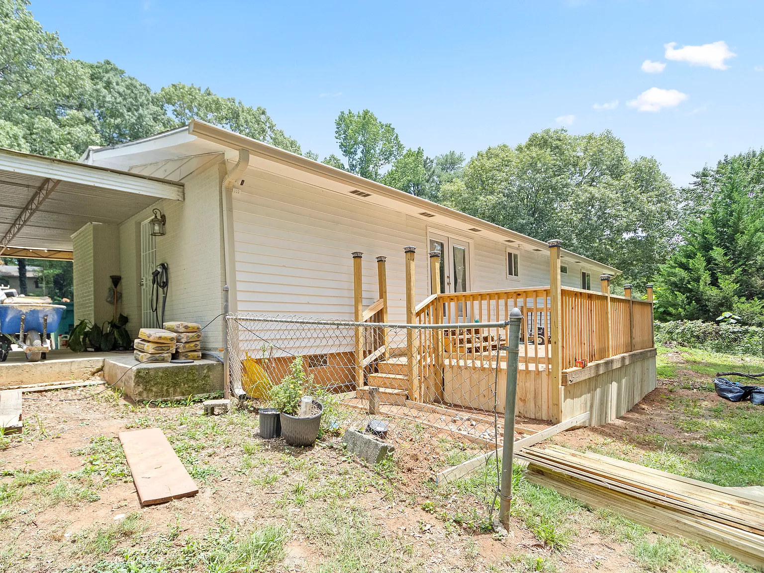 3 bed, 1308 sqft, $2,250 — Photo 3