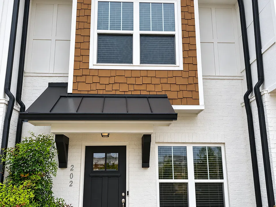 202 W Mill Dr