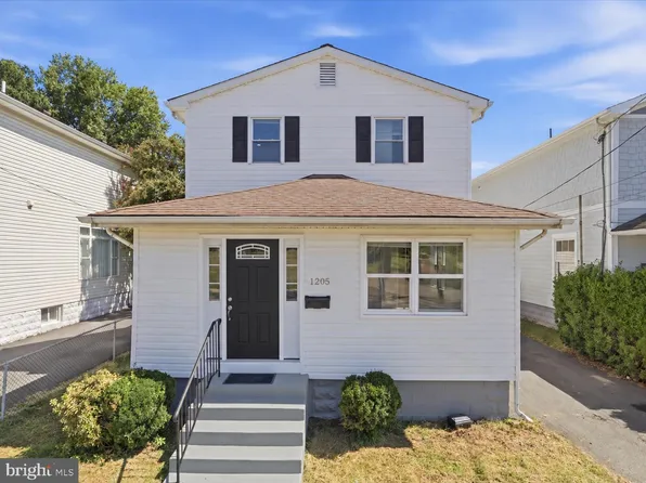 1205 N Quincy St, Arlington, VA 22201