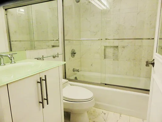 Rented by Barlavi Inc. | media 15