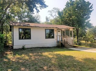 722 Pemberton Hill Rd, Dallas, TX 75217