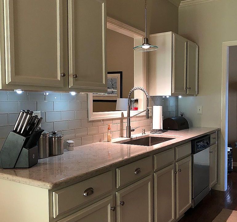 Quartz countertops