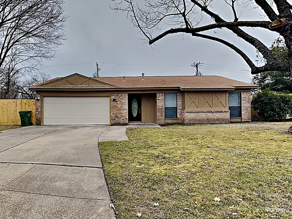 1203 Thannisch Ct