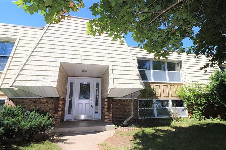 1st image of 60 Greenstone Ln