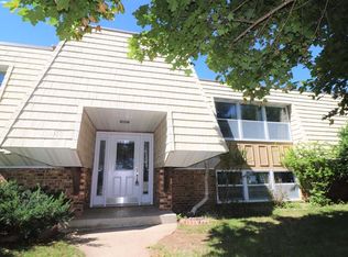 60 Greenstone Ln, Waite Park, MN 56387