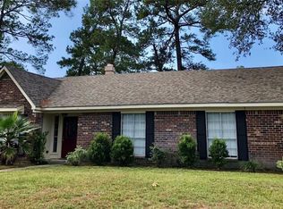 25403 Thistlewaite Ln, Spring, TX 77373