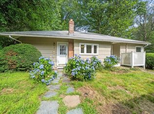42 Pine Ridge Rd, Wayland, MA 01778