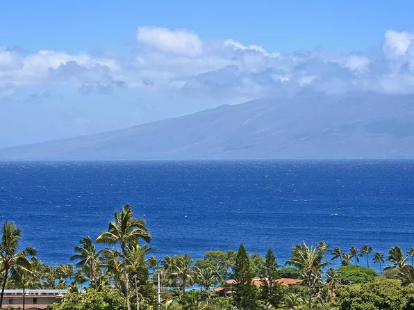 50 Puu Anoano St APT 1002, Lahaina, HI 96761