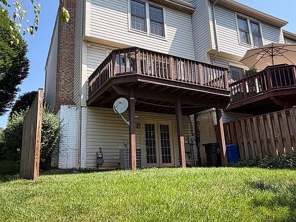 2nd image of 9733 Sassafras Ct