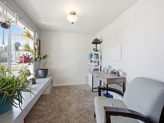 5th image of 3126 6th St E