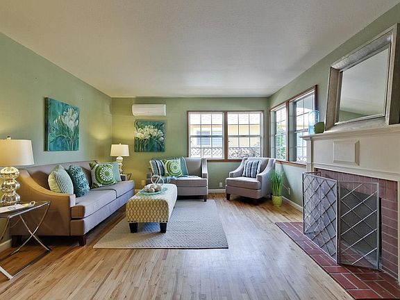 5th image of 563 Clifton Ave