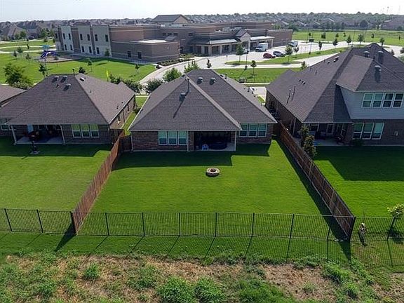 5th image of 7537 Aubrac Way