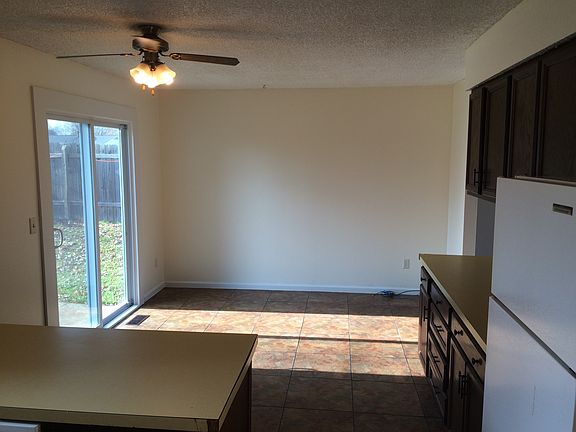 5th image of 721 Timberlane Dr