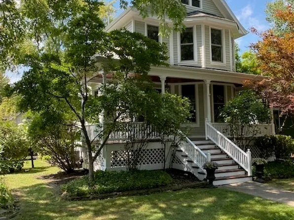 410 N Ashland Ave, La Grange Park, IL 60526